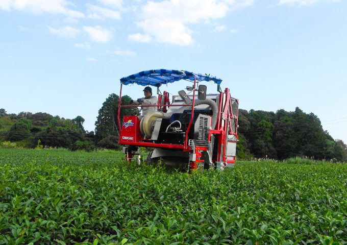 IoTで茶葉の生産・収穫・製造工程を自動記録。デジタル化で農業の課題に向き合う。